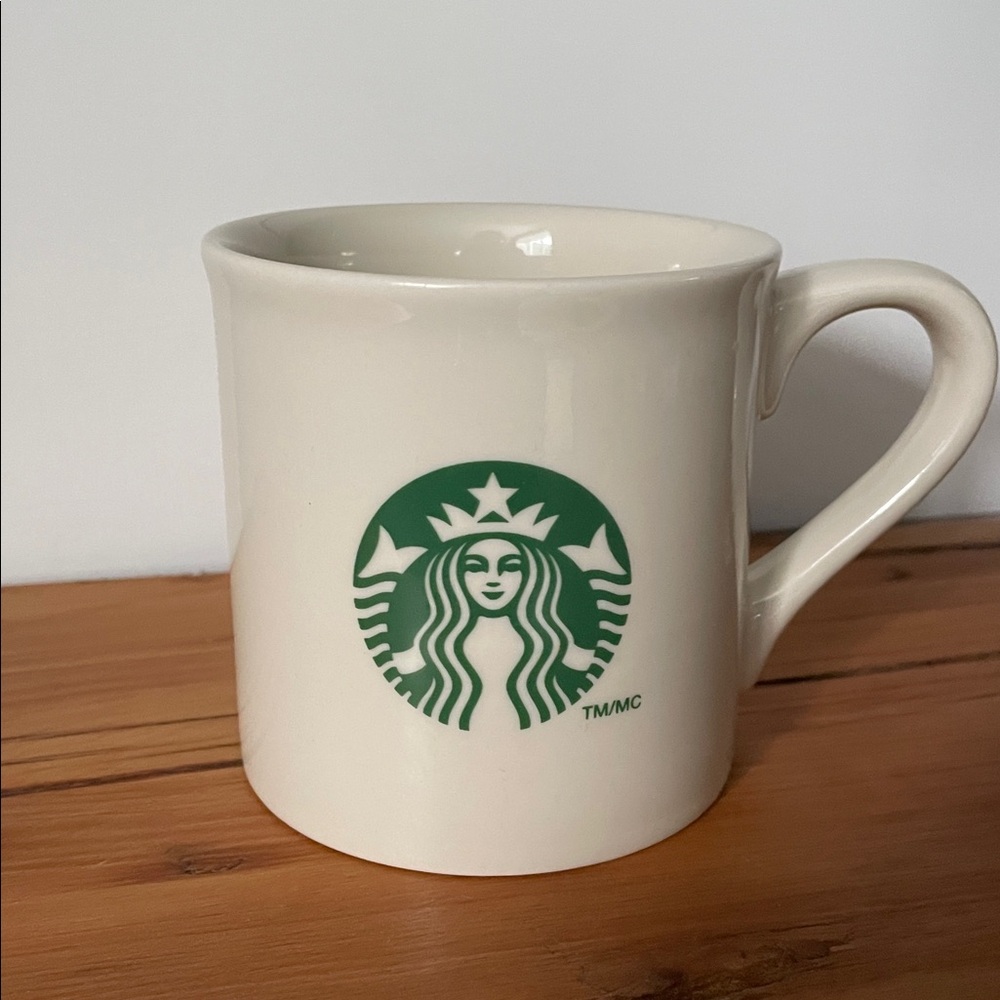 Starbucks Siren Logo Collectible Mug Coffee Tea‎ 14 Oz. 2013